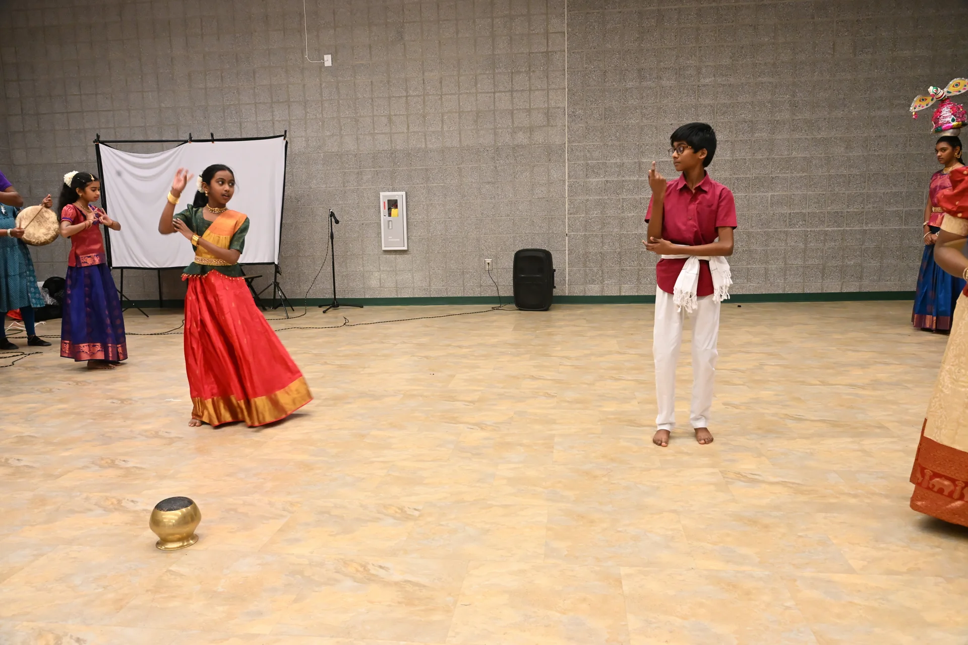 Sangamam - Photo 185